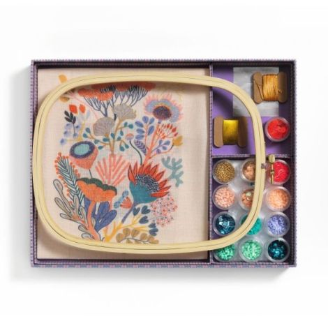 Atelier creativ 58 pentru adulti Broderie cu mărgele, Djeco - poza 2
