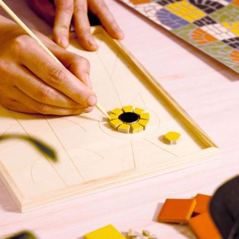 Atelier creativ pentru aulti Mozaic artistic 73, Djeco - poza 3