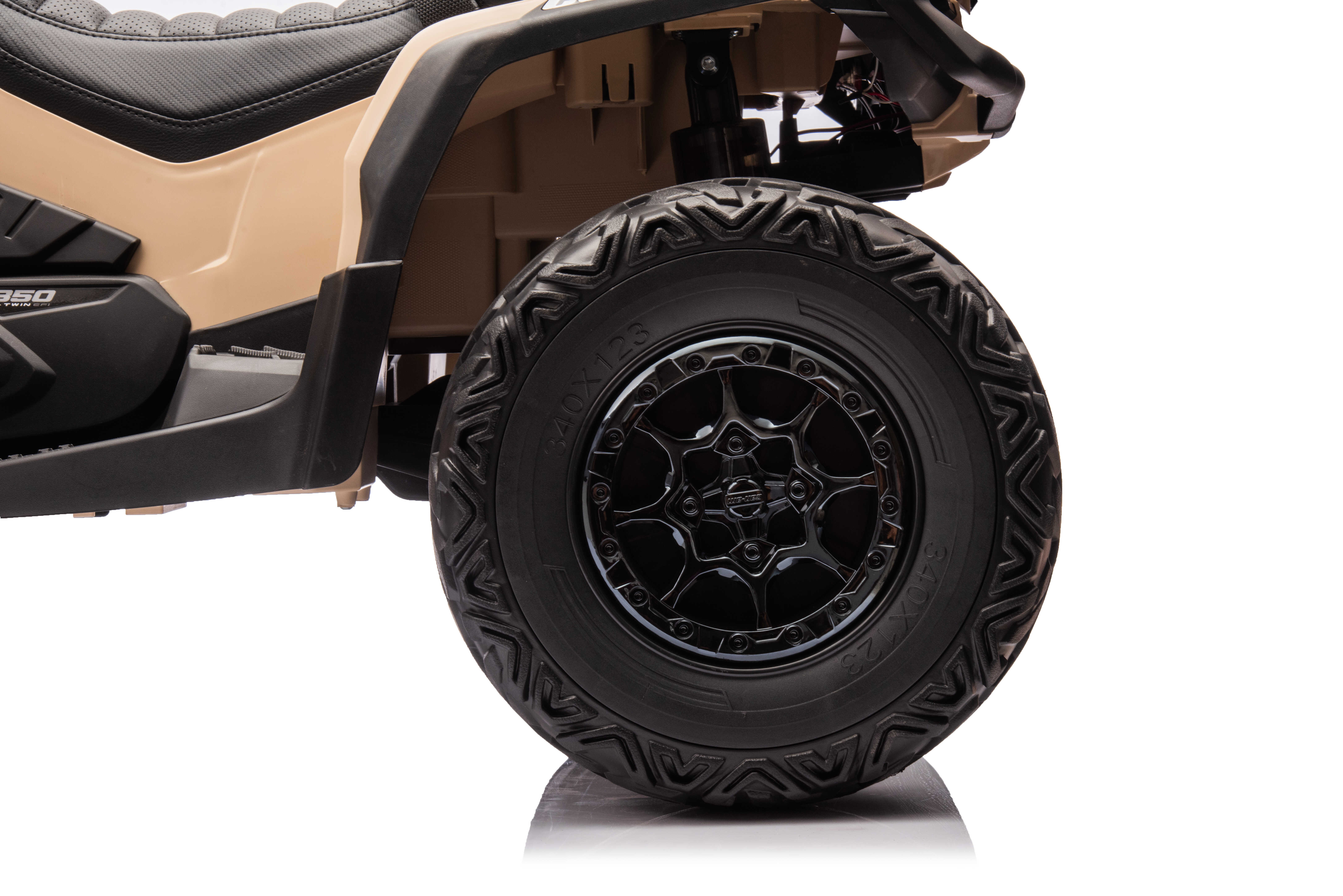 ATV electric copii Can-Am Outlander 24V 4x4 800W Bej, 2 locuri, Bluetooth, roti silentioase, echipare Lux - Autokids.ro - poza 5