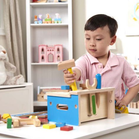 Banc de lucru din lemn de jucarie cu fierastrau si ciocan Melissa & Doug 9386 - poza 3
