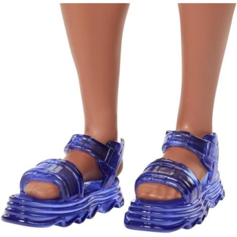 Barbie Papusa Baiat Fashionistas Cu Tricou Cu Dungi Albe Si Portocalii Si Aparate Auditive - poza 5