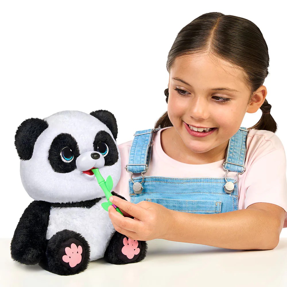 Bebelus Panda interactiv cu functii realiste Little Live Pets ChuChu - poza 5