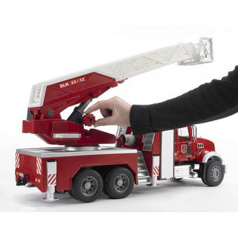 BRUDER - CAMION DE POMPIERI MACK GRANITE CU SCARA, POMPA DE APA SI SIRENA - poza 4