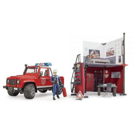 BRUDER - STATIE DE POMPIERI CU LAND ROVER DEFENDER SI POMPIER - poza 3