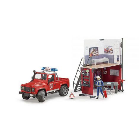 BRUDER - STATIE DE POMPIERI CU LAND ROVER DEFENDER SI POMPIER - poza 5