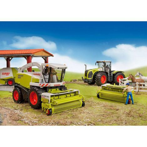 BRUDER - TRACTOR CLAAS XERION 5000 - poza 4