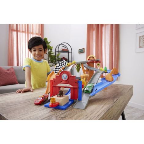 Cars Race And Rescue Set De Joaca Curcuit De Salvare Si 3 Masinute Metalice - poza 5