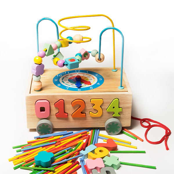 Centru Educativ de Activitati Multifunctional din Lemn - Jucarie de Tras - Nurio