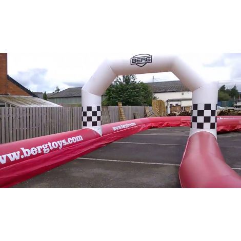 Circuit gonflabil pentru Karturi 17x8m - poza 4