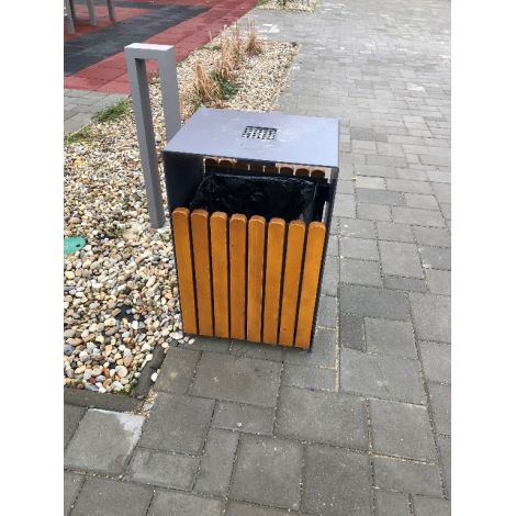 Cos gunoi fabricat din metal si lemn - poza 2
