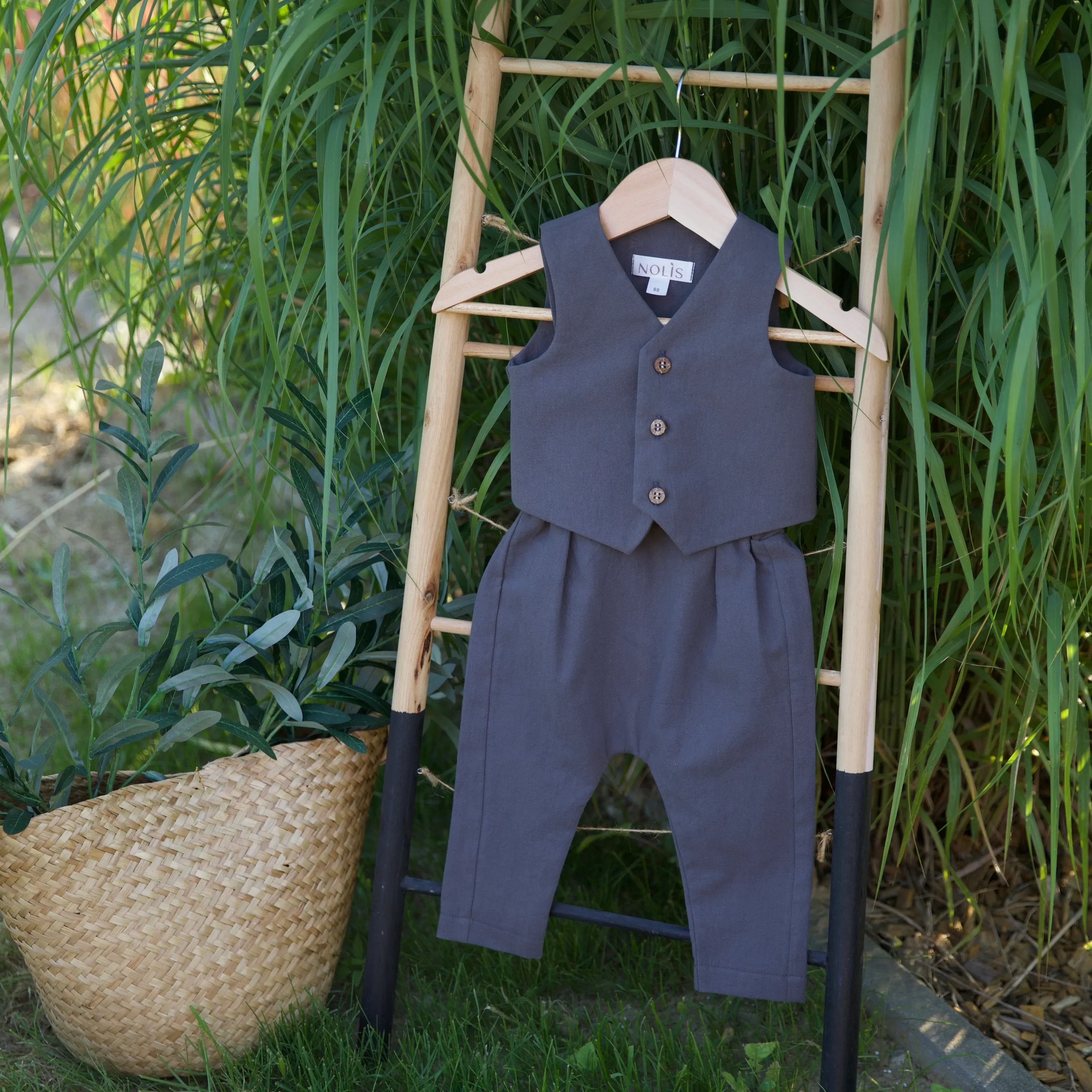 Costum Botez Baieti Gri Vesta Cu Pantaloni - 68