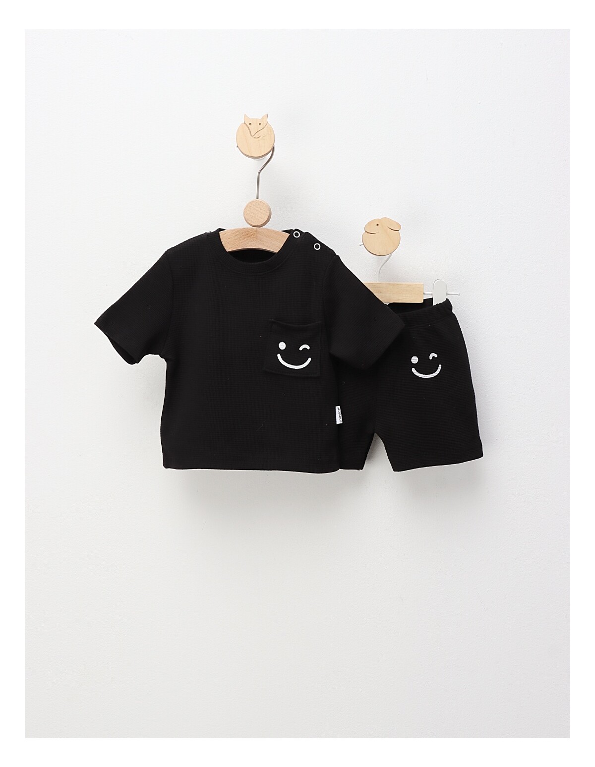 Costumas de vara, Smile Face, negru