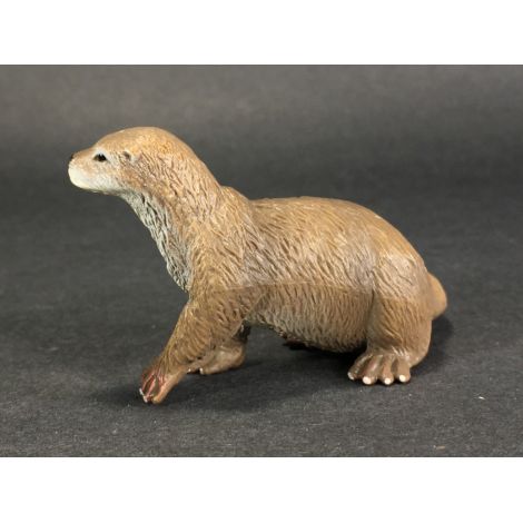 Figurina pictata manual Vidra - poza 3