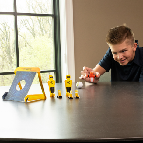 Foosbots , Set competitie cu stadion si roboti de fotbal - poza 4