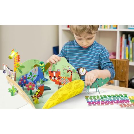 Joc creativ Stick N Play cu scene 3D si stickere repozitionabile - Animale Safari - poza 2