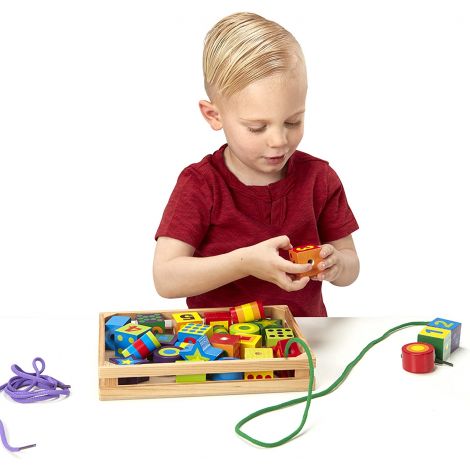 Joc De Insirat Din Lemn Cu Cifre, Montessori, Insira Margelele - Melissa&Doug 3775 - poza 4