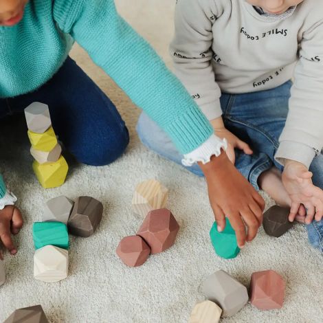 Joc educativ pentru dezvoltarea motricitatii Wood Stones - poza 4