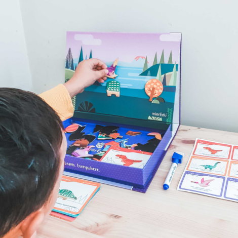 Joc puzzle magnetic de arta si asociere - Lumea dinozaurilor - poza 4
