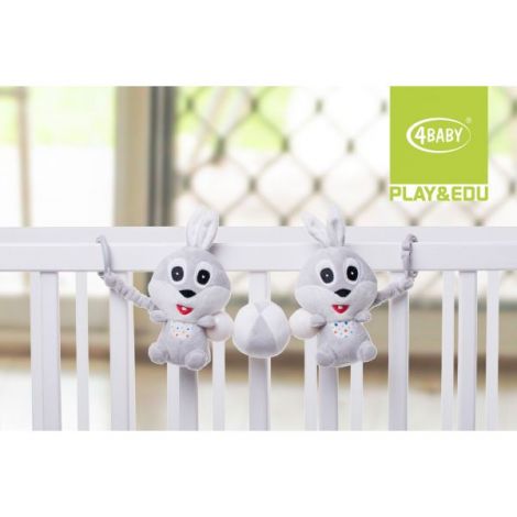 Jucarie zornaitoare plusata pentru carucior 4Baby PRAM TOY Iepurasi Gri R11 - poza 3