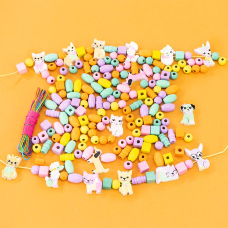 Kit creativ DIY - coliere si bratari cu margele din lemn , Animalute - poza 2