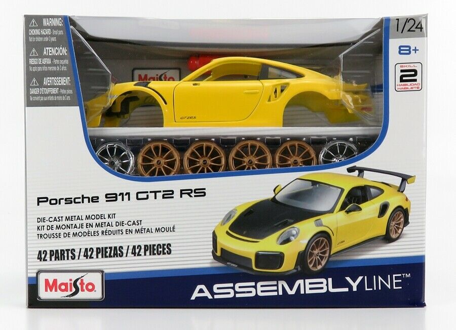 Masinuta de asamblat Maisto Porsche 911 GT2 RS 1:24 - poza 2