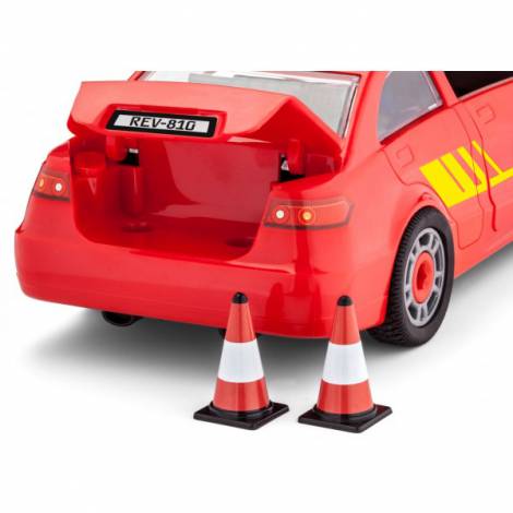 Masinuta junior kit Revell masina de sef de pompieri RV0810 - poza 3