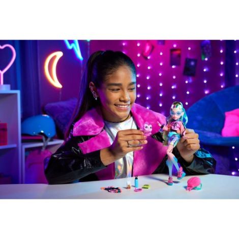 Monster High Papusa Lagoona Blue Cu Animalut Si Accesorii - poza 4