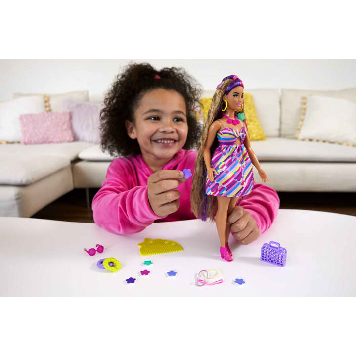 Papusa Barbie cu accesorii Tottaly Hair Flowers - poza 3
