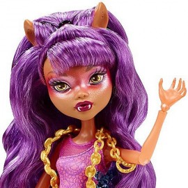 Papusa Clawdeen Wolf - Monster High Haunted
