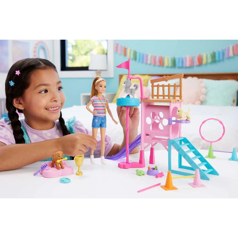 Papusa cu accesorii si animalut Barbie Stacie To The Rescue - poza 5