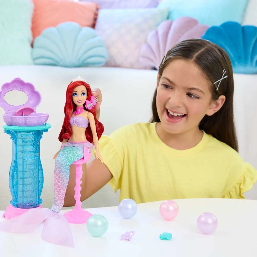 Papusa cu accesorii surpriza Disney Princess Ariel Vanity Pop - poza 4