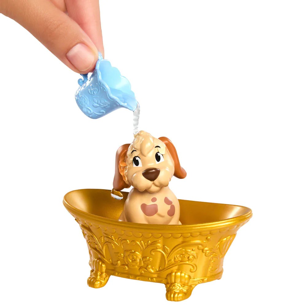 Papusa Disney Princess Belle cu catelus si accesorii - poza 3