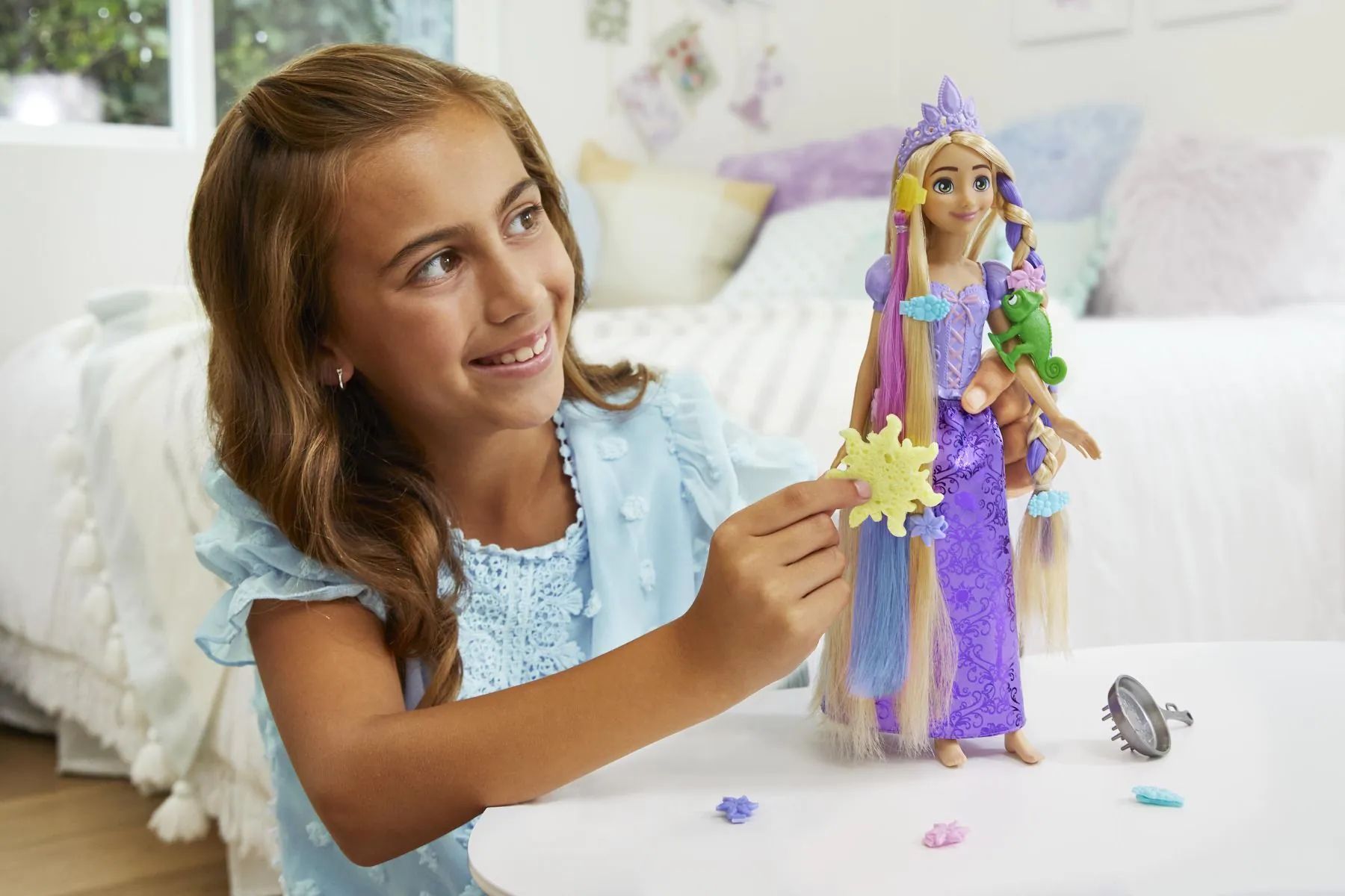 Papusa Disney Princess Fashion Doll Rapunzel cu par magic - poza 5