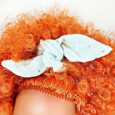 Papusa Nines D'Onil, Mia, cu parul portocaliu cret, Afro, cu articulatii, cu miros de vanilie, 30 cm - poza 3