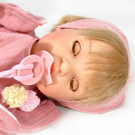 Papusa Nines D Onil, Noa Rosa, cu parul blond, cu sunete, cu rochie roz, ambalata in saculet, cu miros de vanilie, 45 cm - poza 2
