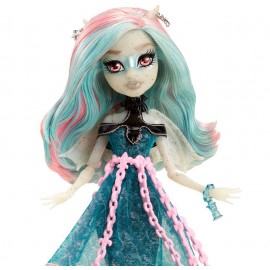 Papusa Rochelle - Monster High Haunted - poza 1