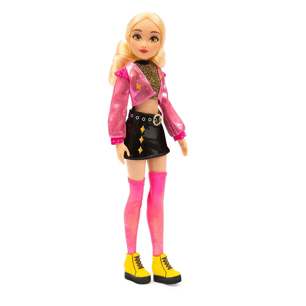 Papusa Winx Beauty Pop cu accesorii cosmetice diverse modele