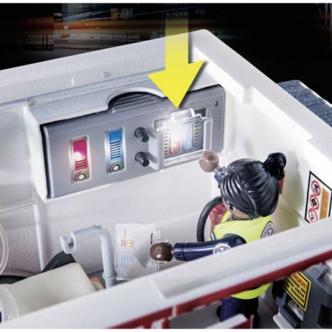 Playmobil - Ambulanta Cu Lumini Si Sunete - poza 4