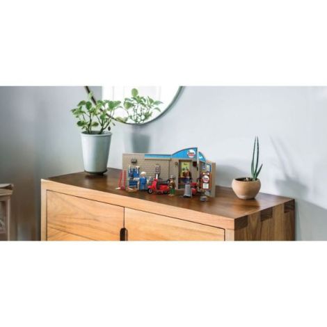 Playmobil - Atelier cu vespa rosie - poza 3