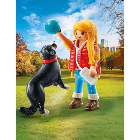 Playmobil - Figurina femeie cu animalut de colectie caine de Munte - poza 5