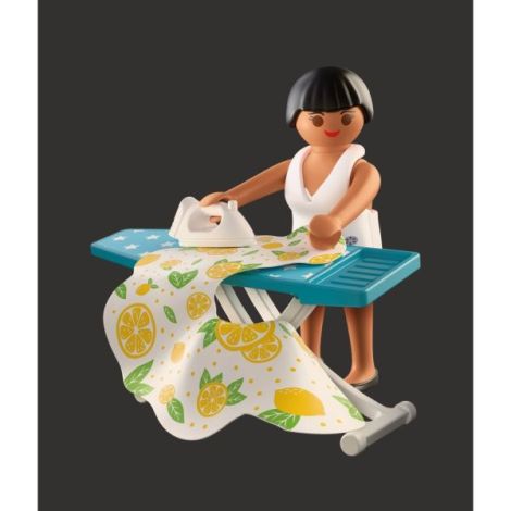 Playmobil - Figurina femeie cu masa de calcat - poza 5
