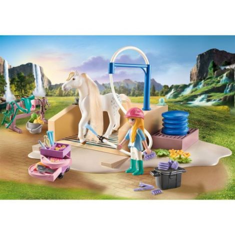 Playmobil - Spalatorie Cu Isabella Si Calutul Lioness - poza 1