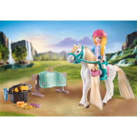 Playmobil - Spalatorie Cu Isabella Si Calutul Lioness - poza 3