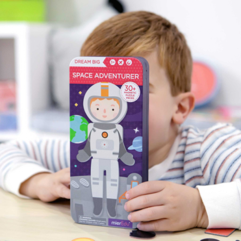 Puzzle magnetic in cutie metalica, joc de potrivire si asociere - Aventurierii Spatiului - poza 3