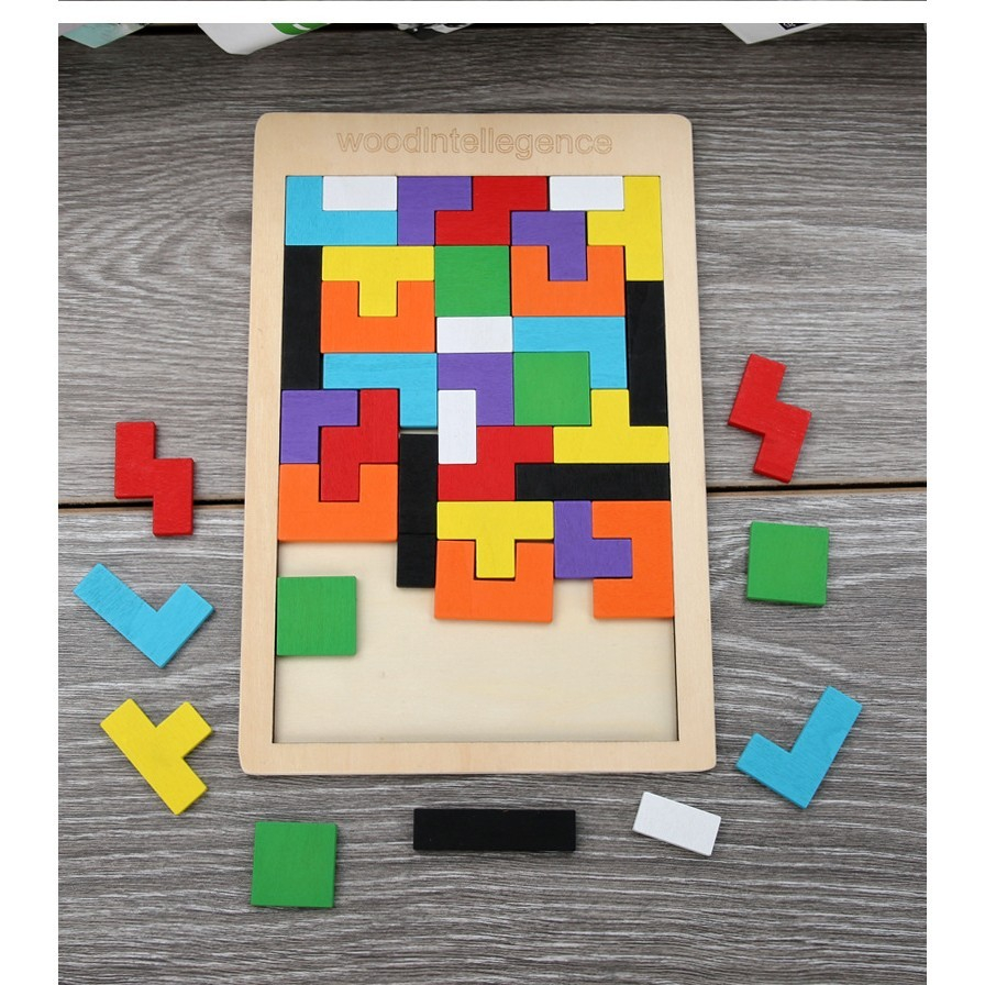 Puzzle Montessori din lemn tip Tetris