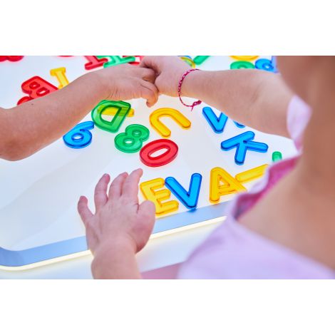 Set 26 litere translucide mari pentru mese si tablete luminoase - poza 2