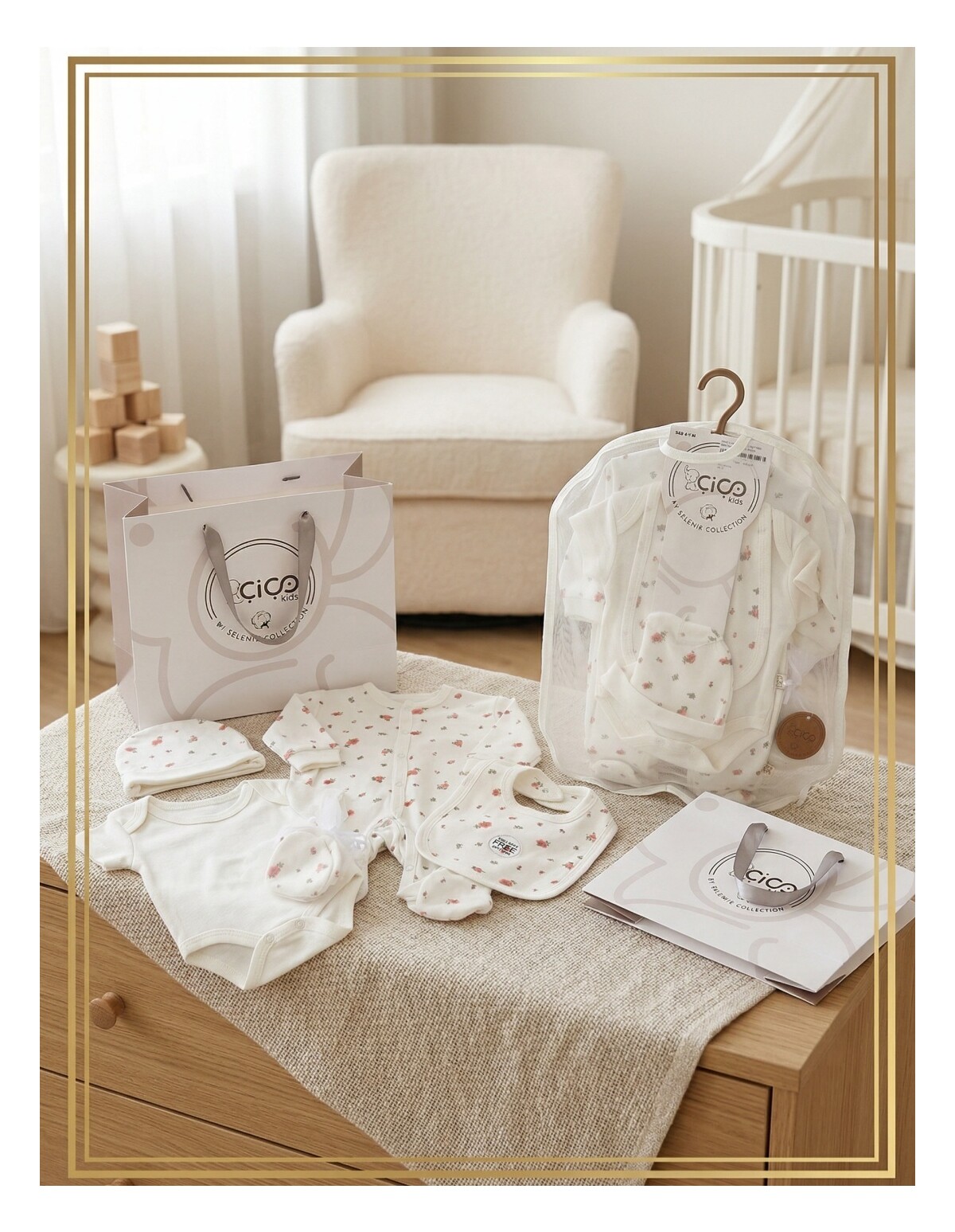 Set cadou 5 piese, imprimeu floricele, alb