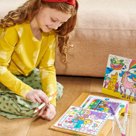 Set creativ de pictura dupa numere cu markere- Taramul Unicornilor (Set de 8) - poza 4