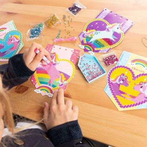 Set creativ DIY cu diamante - unicorni cu slipici - poza 4