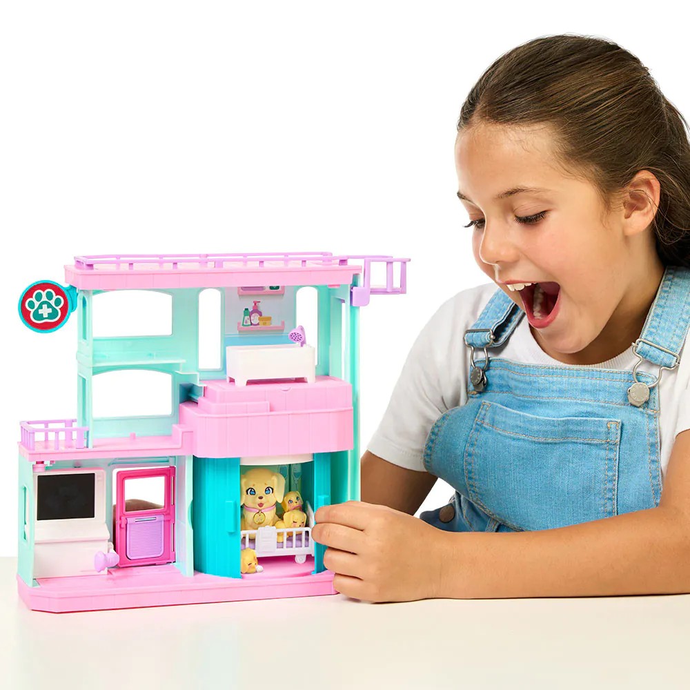 Set de joaca Clinica Veterinara Little Live Pets Mama Surprise cu 3 catelusi - poza 4